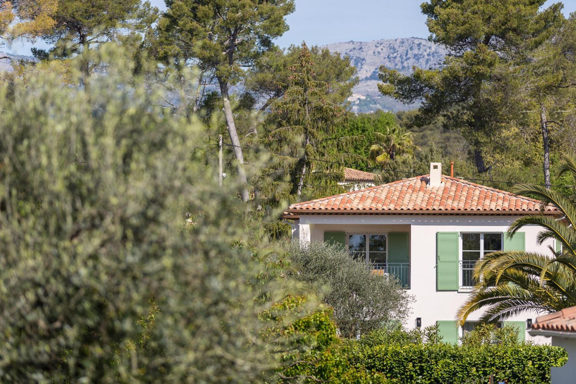Luxurious And Spacious Apartment In The Heart Of The Cote D'Azur Roquefort Les Pins Ngoại thất bức ảnh